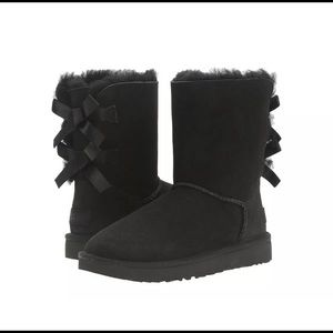 Bailey Bow Ugg Boots Black Size 8